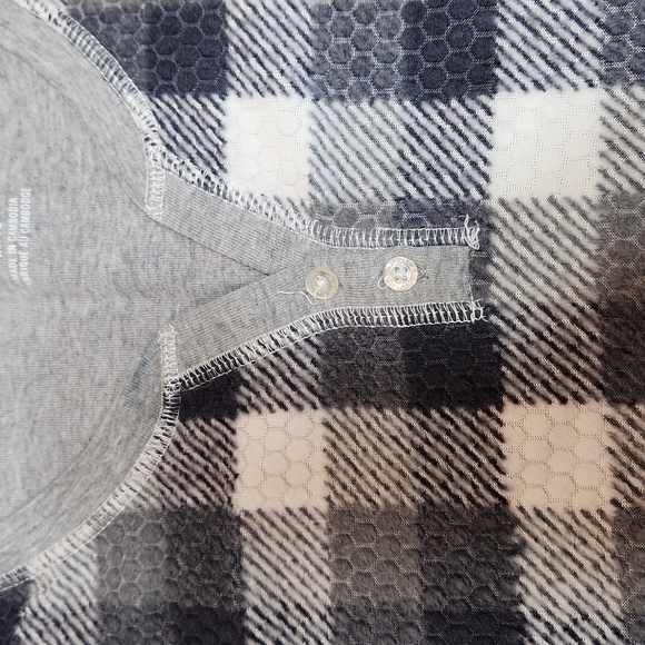 Nautica Long Sleeve Shirt - Picture 5 of 9